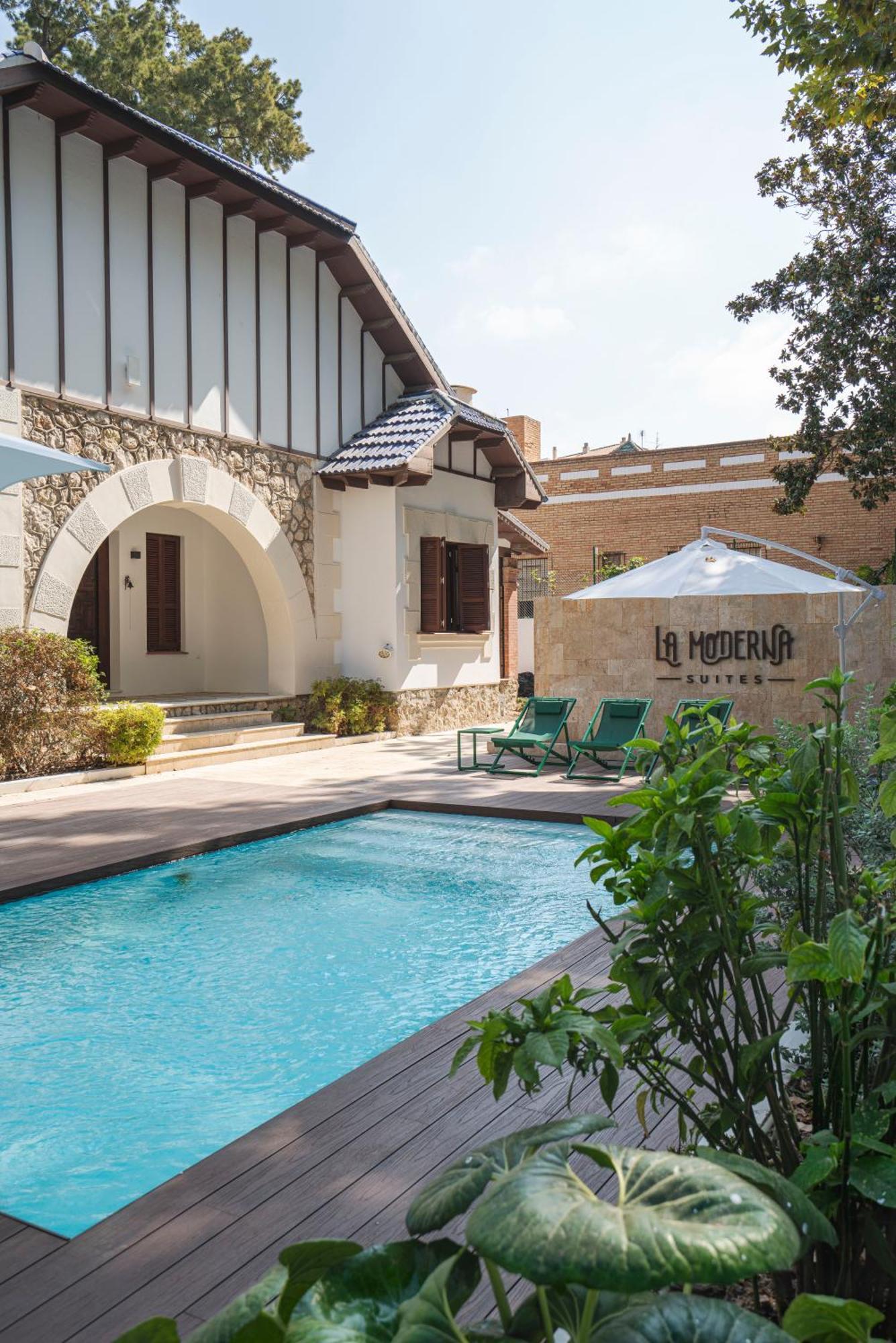 La Moderna Suites Málaga Exteriör bild